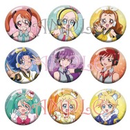 「缶バッジ全9種（ブラインド）」各400円（税抜）(C)ＡＢＣ-Ａ・東映アニメーション(C)Crypton Future Media, INC. www.piapro.net