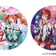 「アクリルクロック全2種」各6000円（税抜）(C)ＡＢＣ-Ａ・東映アニメーション(C)Crypton Future Media, INC. www.piapro.net