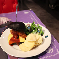 『FGO』セガコラボカフェに1.5部キャラ集結！アラフィフや武蔵ちゃんに囲まれた夢空間