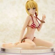 「ネロ・クラウディウス 水着Ver.」12,800円（税抜）（C）TYPE-MOON （C）2016 Marvelous Inc.