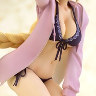 「ジャンヌ・ダルク 水着Ver.」12,800円（税抜）（C）TYPE-MOON （C）2016 Marvelous Inc.