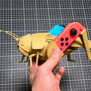 『Nintendo Labo』ダンボールコントローラーをファンが早速再現―トノサマバッタの脚にJoy-Conが！