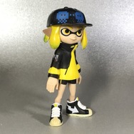 『スプラトゥーン2』の人気ギアが食玩に！ミニフィギュアで自由にコーデを楽しもう【特集】