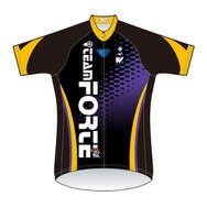 『ロックマン』30周年を記念したオリジナルロードバイク＆サイクルウェアが発売！