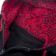 『真・女神転生 DEEP STRANGE JOURNEY』と『ペルソナ5』の新作アパレルが発売決定