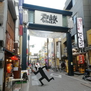 「アイマス シンデレラガールズ After20」作者、半二合先生と戸越銀座を食べ歩きながらインタビュー！