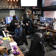 『デスティニーチャイルド』100曲超えのBGMは5人で作られていた―ESTIMATEを訪問、ESTi氏生演奏やサントラ情報も