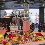 「セガフェス2018」開幕―人間UFOキャッチャー、ブラウン管でドリキャス＆メガドラ体験！