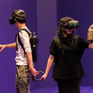 お台場「TYFFONIUM」で幻想的な異世界＆恐怖の洋館探索―MRで同伴者と共に仮想空間へ、触って歩いて圧倒的没入感