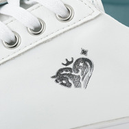 スニーカー／9,800円(税別)（C)BANDAI NAMCO Entertainment Inc.