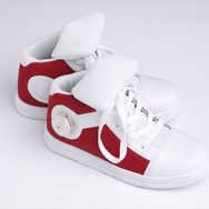 名探偵コナンシューズ　-キック力増強シューズ ver.- 4,320円(C)青山剛昌／小学館・読売テレビ・TMS 1996