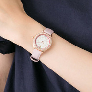 腕時計　黒のライダーモデル　15,000円（税別）（C)東出祐一郎・TYPE-MOON / FAPC