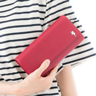 財布シロウ・コトミネモデル　9,800円（税別）（C)東出祐一郎・TYPE-MOON / FAPC