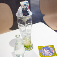雨上がりの君 ~水も滴る良い漢ってね?~、温かいレモネードを氷にかけて滴り落ちるのを眺めながら飲みました