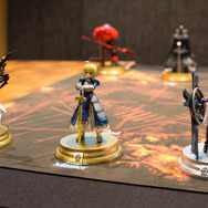 「俺とデュエルしようぜ！」『FGO』英霊召喚ボードゲームにてマスターVSマスターのサーヴァント対決が実現