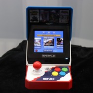 会場で「NEOGEO mini」を発見！気になるサイズや操作性をチェック【E3 2018】