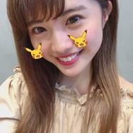 『劇場版ポケットモンスター みんなの物語』SNOWコラボスタンプ（ピカチュウver.）（C）Nintendo・Creatures・GAME FREAK・TV Tokyo・ShoPro・JR Kikaku（C）Pokemon（C）2018 ピカチュウプロジェクト