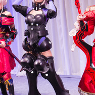 台風が迫る中、集いしマスターたちをサーヴァントと着ぐるみがお出迎え！【FGOフェス2018】