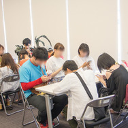 『#コンパスライブアリーナ』大阪公演が大盛況！女性に支持される強みは、映像と楽曲、さらにコスプレイヤー!?