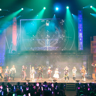 『#コンパスライブアリーナ』大阪公演が大盛況！女性に支持される強みは、映像と楽曲、さらにコスプレイヤー!?