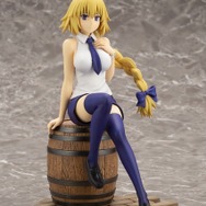 『Fate/Apocrypha』ルーラー / 12,000円 （税抜）(C)東出祐一郎・TYPE-MOON / FAPC