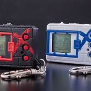 「デジタルモンスターX ブラック／ホワイト」各3,780円（税込／送料・手数料別途）(C) BANDAI