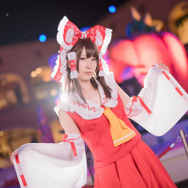 【コスプレ】美人レイヤーが夜景バックに魅了! 「ラグコス2018」“夜の部”フォトレポート【写真98枚】