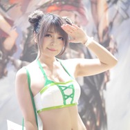 《撮影：松木和成》