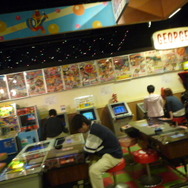 たまには懐かしい筐体でゲームを遊んでみる?『VS.スーパーマリオブラザーズ』