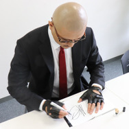 『ヒットマン2』PR大使マフィア梶田氏が編集部を襲撃！ガチで人生相談に乗ってもらった！