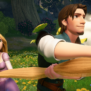 『キングダムハーツIII』ソラたちを待ち受ける4ワールドの詳細情報が公開―「100エーカーの森」のキーブレードは辺り一面を蜂蜜まみれに！