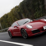 タンクトップを脱ぎ捨てて「ポルシェ」に乗った日