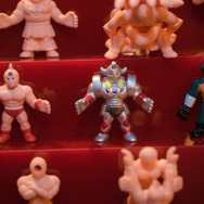 「キン肉マン酒場」に行ってみた！ ファンなら思わず“ニヤリ”なコラボフード＆展示物がズラリ