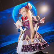 優勝賞金100万ドル『シャドバ』世界大会2018!五木あきら含む公式コスプレイヤー10人が会場を彩る【写真107枚】