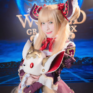 優勝賞金100万ドル『シャドバ』世界大会2018!五木あきら含む公式コスプレイヤー10人が会場を彩る【写真107枚】