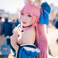 【コスプレ】「コミケ95」水着マシュやコヤンスカヤも！ 薄着で頑張る「FGO」レイヤーさん集結【写真50枚】