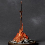 『ダークソウル』束の間の安息を与える「篝火」がスタチューで登場―ライトアップギミックにより“灯す瞬間”を再現