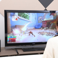 『キングダムハーツIII』をプレイする伊波杏樹さん