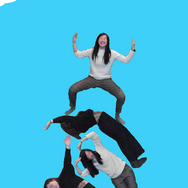 あの動物ゲームをオマージュした『にんげんタワーバトル』が登場！今度はプレイヤー自身が積み上がる