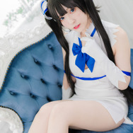 「ダンまち」ヘスティア“例の紐”の効能は？ 人気レイヤーとマジメに検証してみた【写真41枚】