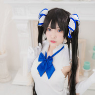 「ダンまち」ヘスティア“例の紐”の効能は？ 人気レイヤーとマジメに検証してみた【写真41枚】