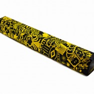 『スプラトゥーン2』の「イカロゴマット」と「ヤキフグソックス」をリアルに再現したアイテムが登場！