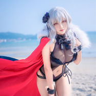 『アズールレーン』グラーフ・ツェッペリン（砂浜のウルズver.）