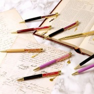 『Fate/stay night[Heaven's Feel]』ボールペン スワロフスキー（R）・クリスタル各4,500円（税別）（C）TYPE-MOON・ufotable・FSNPC