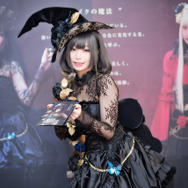 【コスプレ】元TBS宇垣美里アナ、“黒の魔女”を披露！ 「人間どもを魅了してやる」【写真25枚】