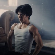 『ロマンシング サガ リ・ユニバース』武田真治さん主演のCMを公開！筋肉とともにキャラを鍛える光景に注目