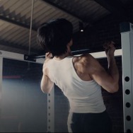 『ロマンシング サガ リ・ユニバース』武田真治さん主演のCMを公開！筋肉とともにキャラを鍛える光景に注目