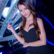 【COMPUTEX 2019】創立30周年のASUSがゲーミングPCブランド「ROG」と合わせて2ブース出展！台湾美女コンパニオンが眩しい【写真70枚】