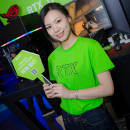 【COMPUTEX 2019】創立30周年のASUSがゲーミングPCブランド「ROG」と合わせて2ブース出展！台湾美女コンパニオンが眩しい【写真70枚】