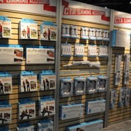 【E3 2009】ヘンテコ周辺機器メーカー巡り(3) ボウリング専用Wiiコントローラー?